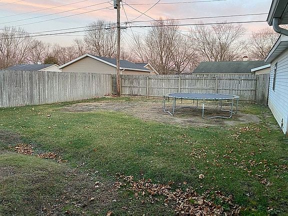 3rd image of 2415 Westfield Dr