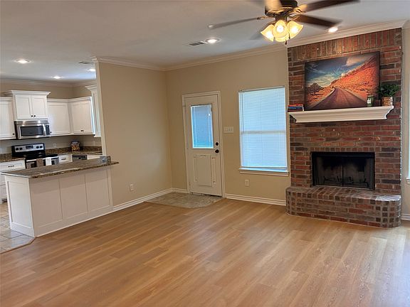3rd image of 6 Starview Dr S