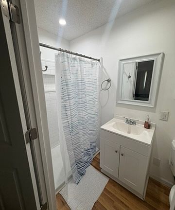 2nd image of 3207 Sylvester Dr #3207
