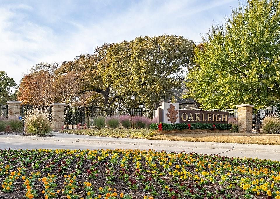 1st image of 5709 Oakleigh Ln