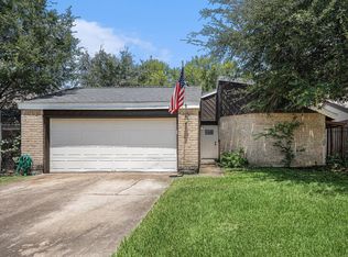 16607 Neumann Dr, Houston, TX 77058