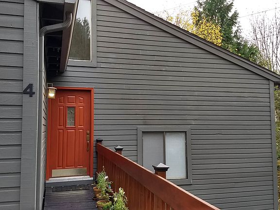 2nd image of 4 Adams Ct