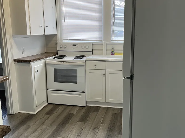 1722 Georgia Ave — Photo 3