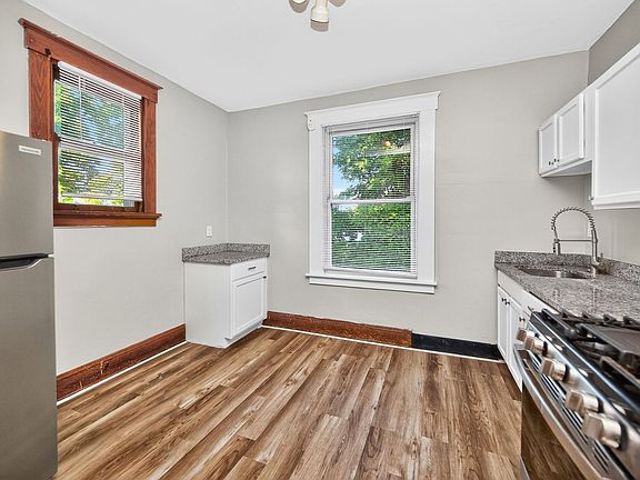 3rd image of 2339 Rohs St APT 2