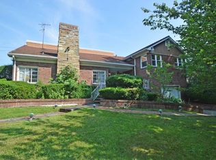 19105 Nero Ave, Holliswood, NY 11423