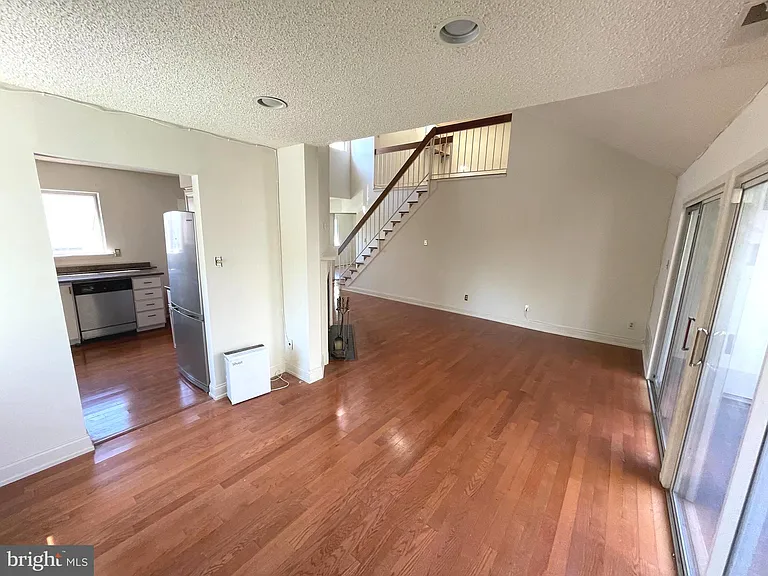 245 Carriage Ct #245 — Photo 20