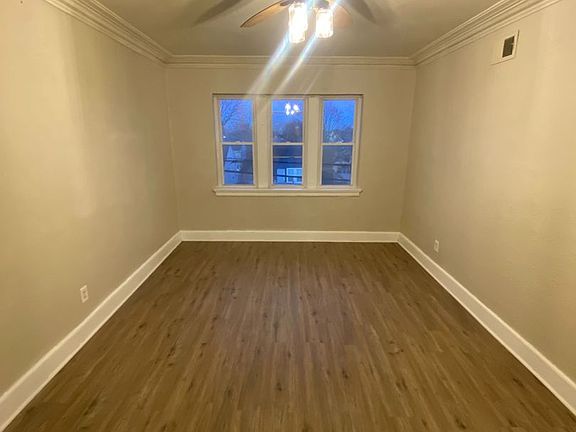 2nd image of 4252 N Teutonia Ave #204