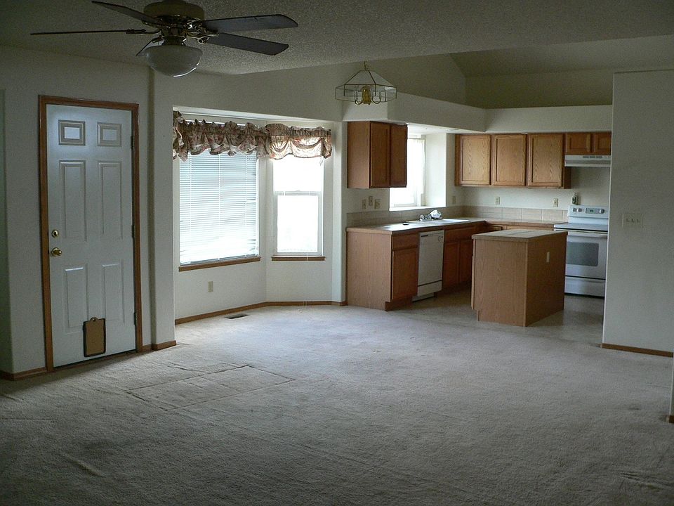 2nd image of 5173 Chaise Dr
