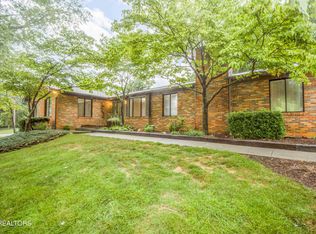 9001 Candlewood Dr, Knoxville, TN 37923