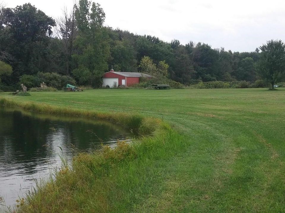2nd image of 13731 Cable Rd