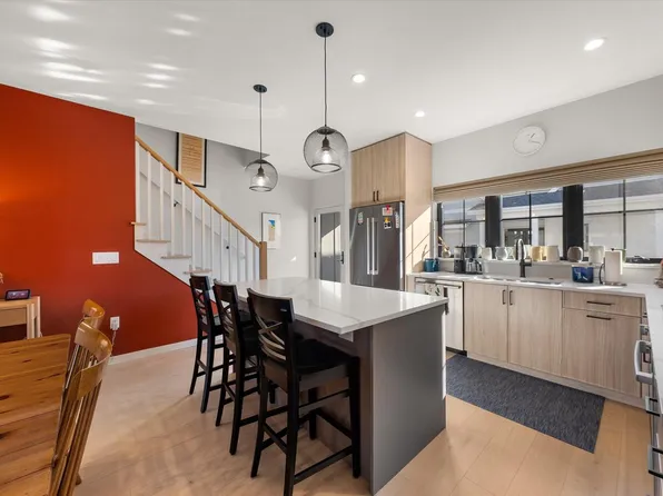 525 Meadow CIRCLE EAST East, Kohler, WI 53044