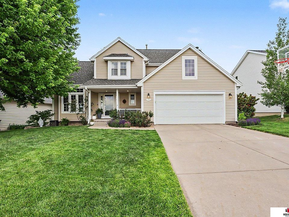 1st image of 4738 Birch Hollow Dr