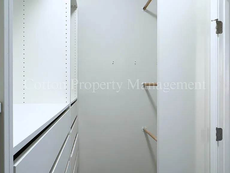 7313 Chipley Dr — Photo 19