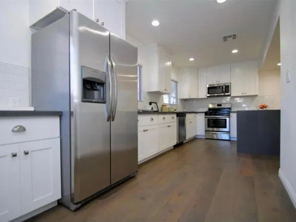 (undisclosed Address), Los Angeles, CA 90016
