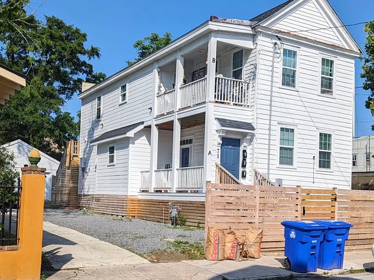 71 Hanover St #B — Photo 13