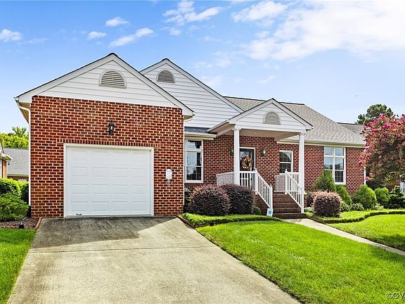 2nd image of 5913 Lakemere Dr