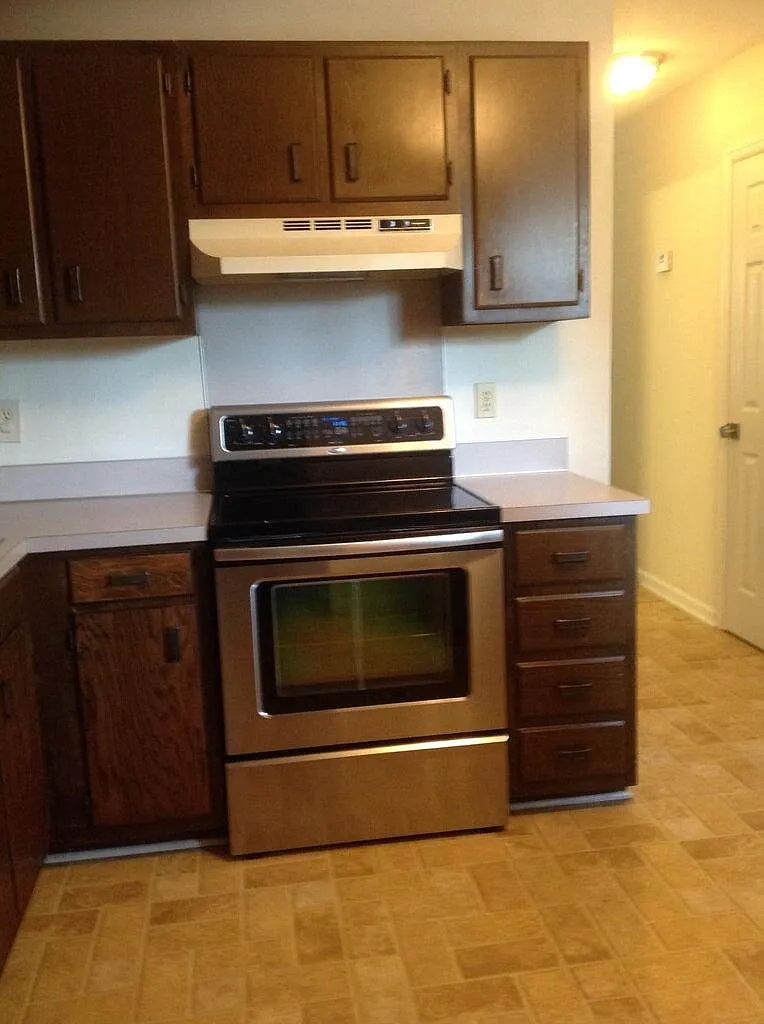 101 Timber Ln — Photo 4