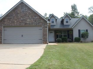 42 Plantation Dr, Warm Springs, GA 31830