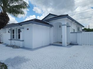 986 NW 136th Ct, Miami, FL 33182