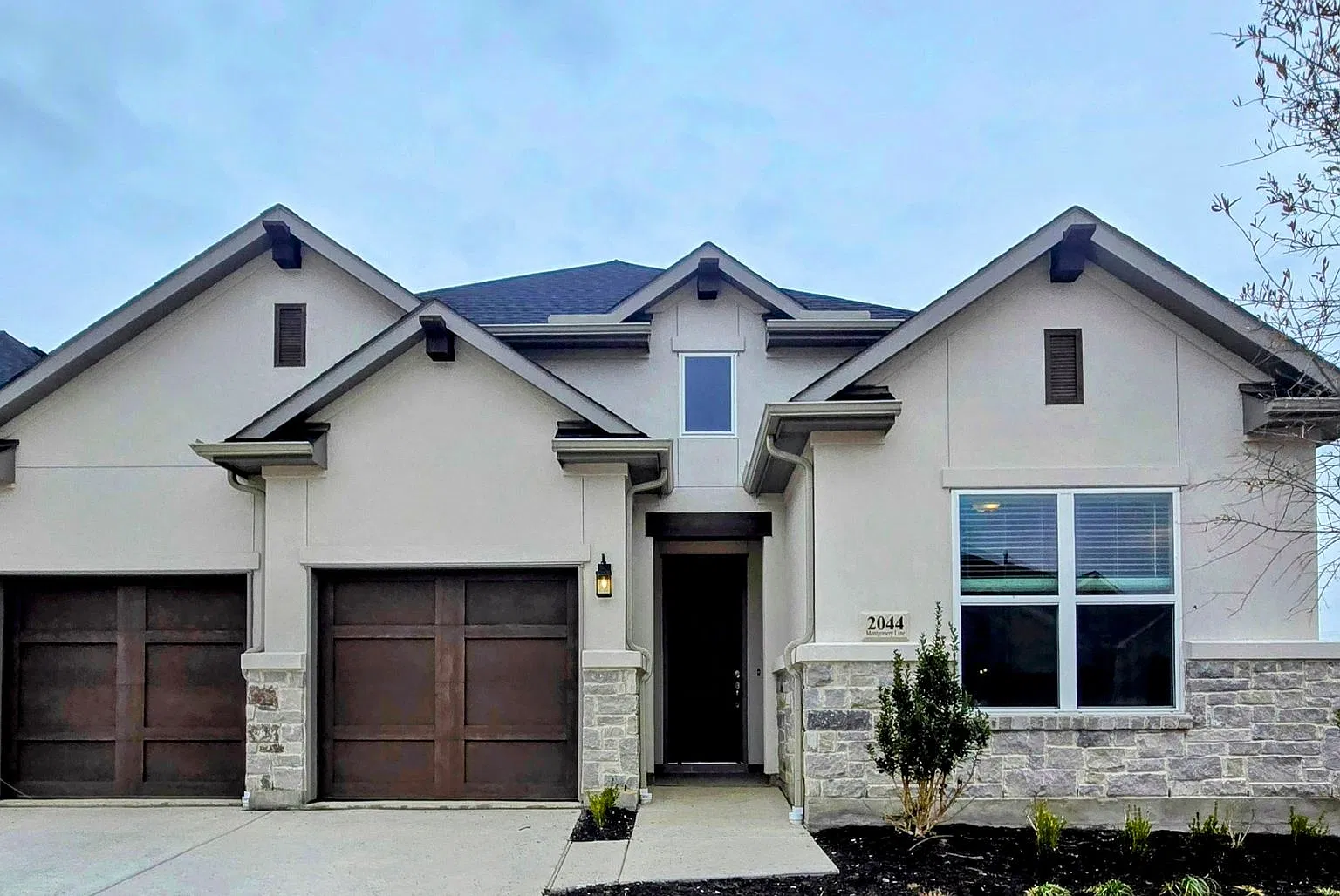 Stunning Newly Built 4-Bedroom Home with extra Office Room in Prime Prosper Location — Photo 1