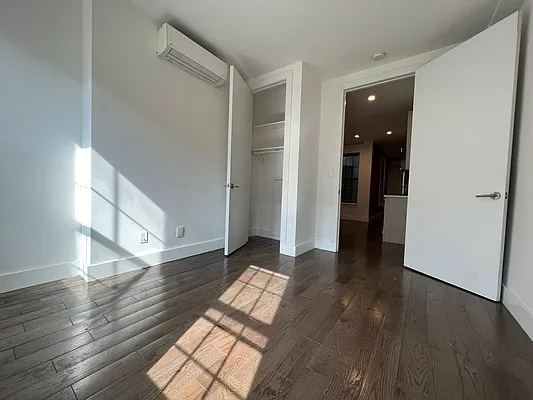 Rented by Yup Realty LLC | media 24