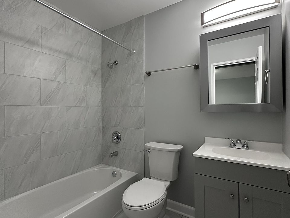 1st image of 755 Court Of Spruce APT 3