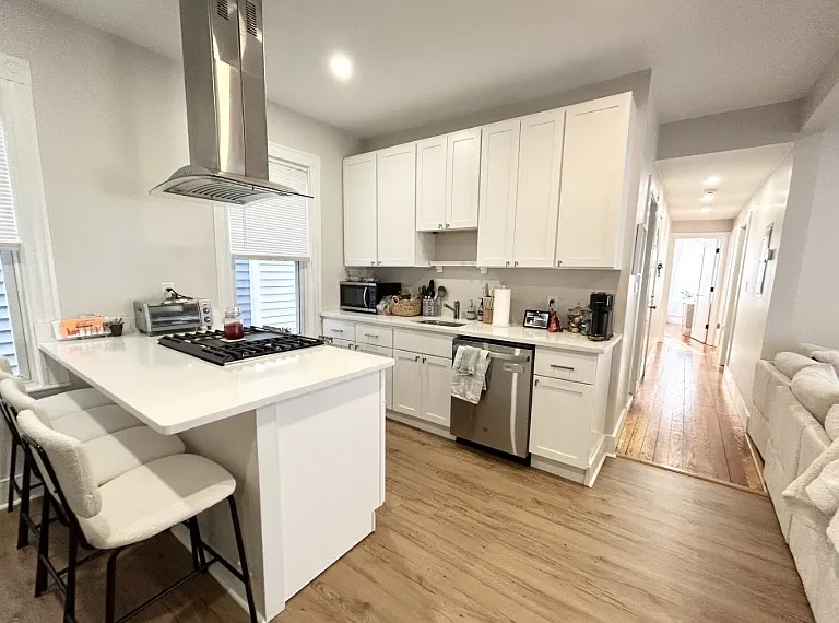 74 Marine Rd #2A — Photo 2