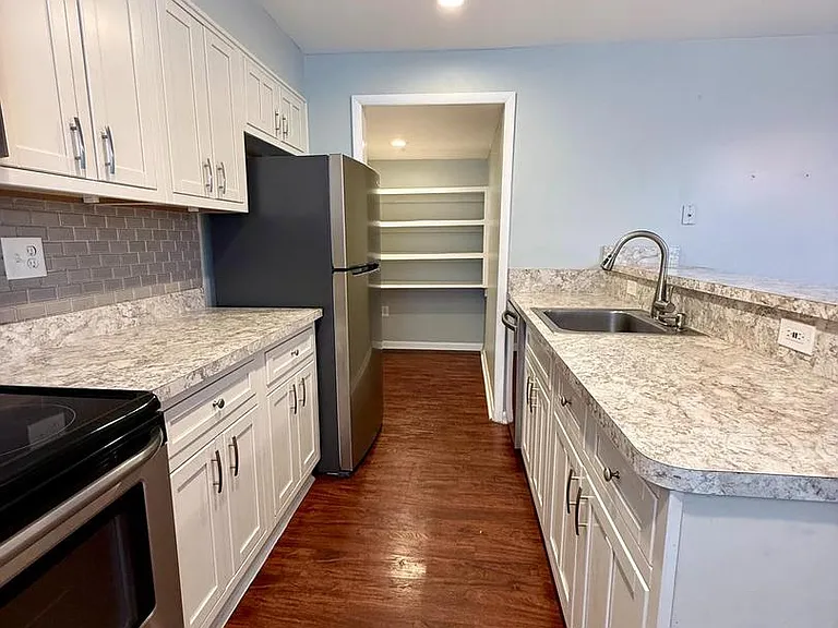 6526 Beechwood Dr #14 — Photo 12