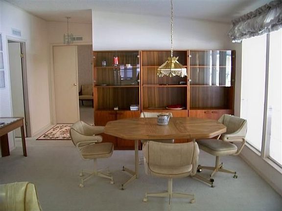 3rd image of 421 Bermuda Dr