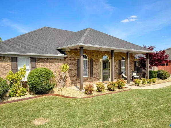 34 Hidden Creek Dr, Trinity, AL 35673