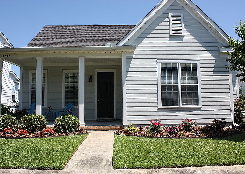 1st image of 3252 Carollton Dr