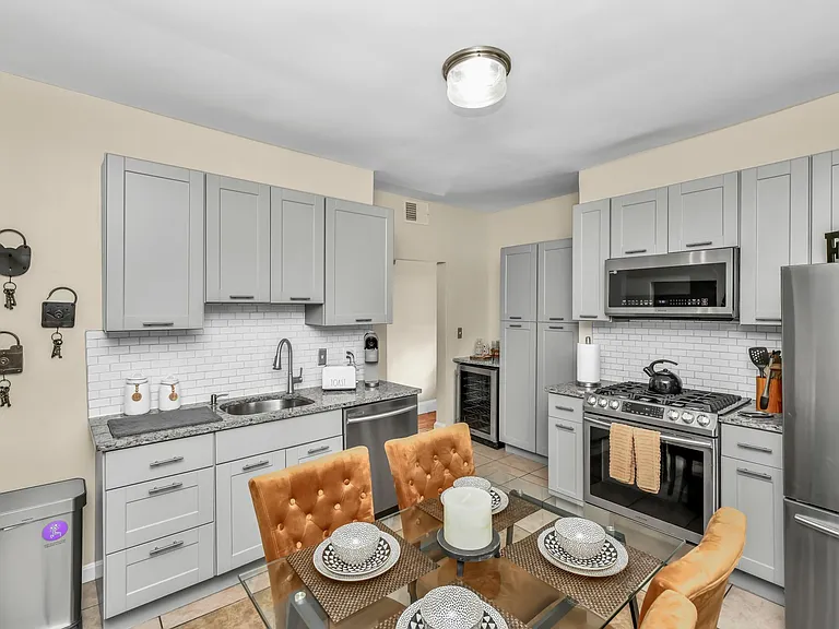 12 Ferndale St #2 — Photo 17