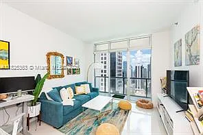 1 bed, 1.0 bath, 694 sqft, $3,400 — Photo 1