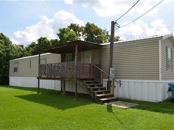 126 Robert St