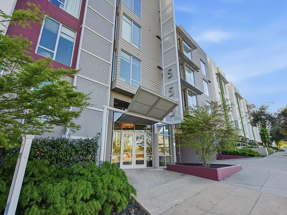 1st image of 555 Ygnacio Valley Rd Unit 220