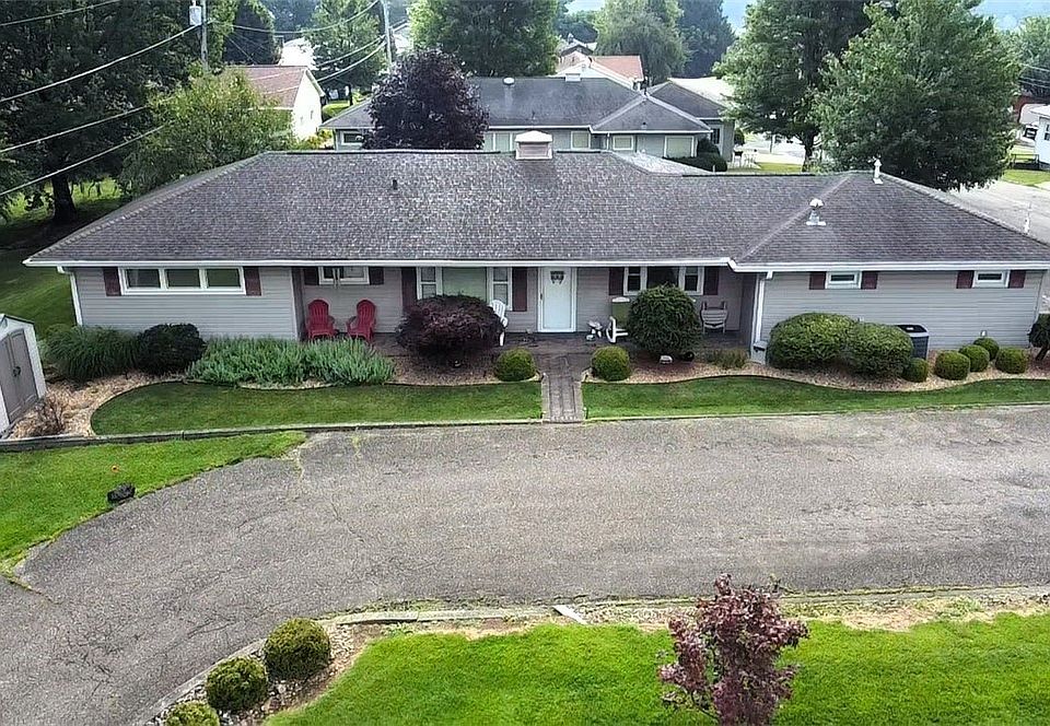 1st image of 44698 Bronze Heights Ln