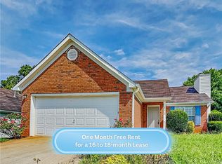 136 Pecan Dr, Griffin, GA 30223