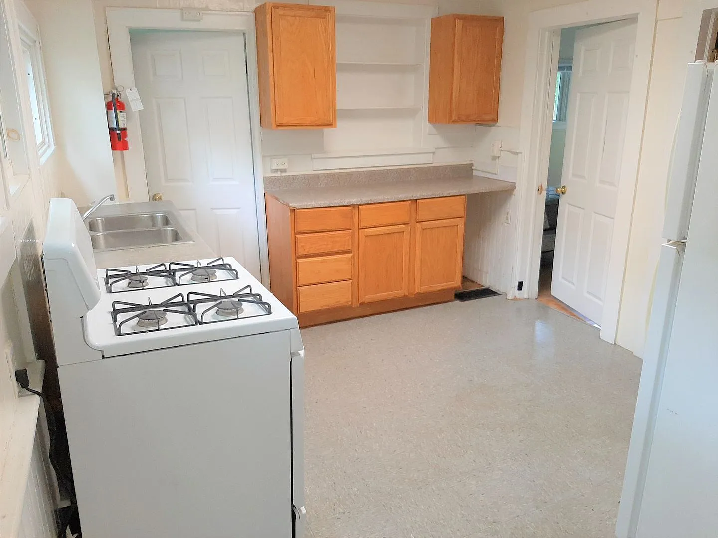 123 Columbia St — Photo 4