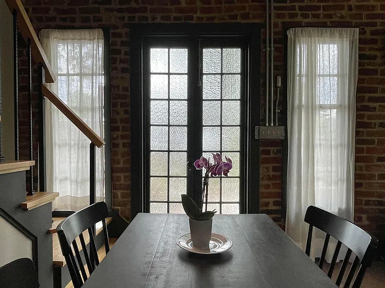 734 Locust Ave #B — Photo 7