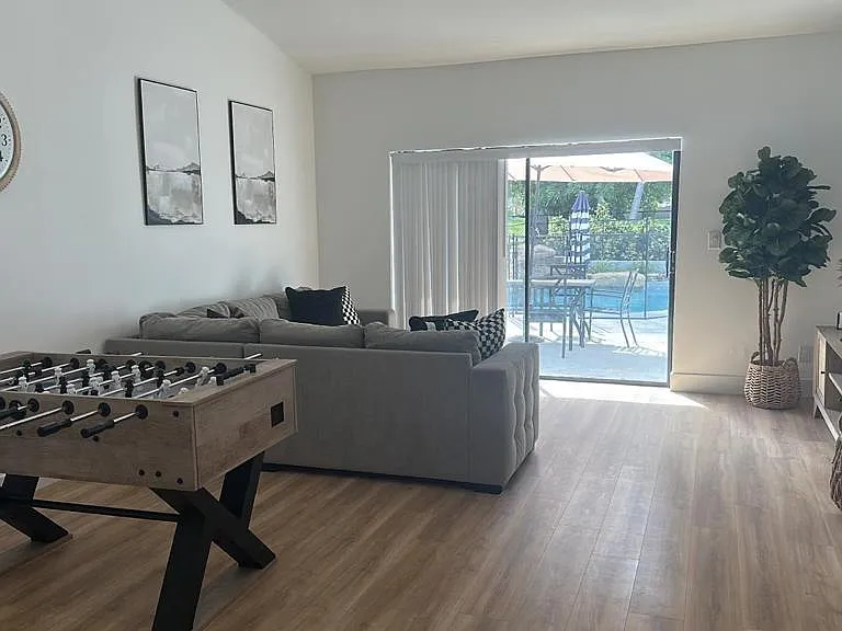 7506 Silver Woods Ct — Photo 6