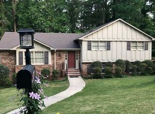 3623 Knightsbridge Rd, Mountain Brook, AL 35223