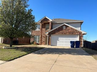 615 W Shadow Ridge Way, Mustang, OK 73064