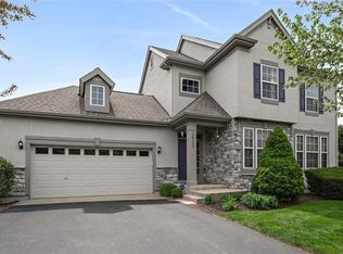 16177 Linden St, Overland Park, KS 66085