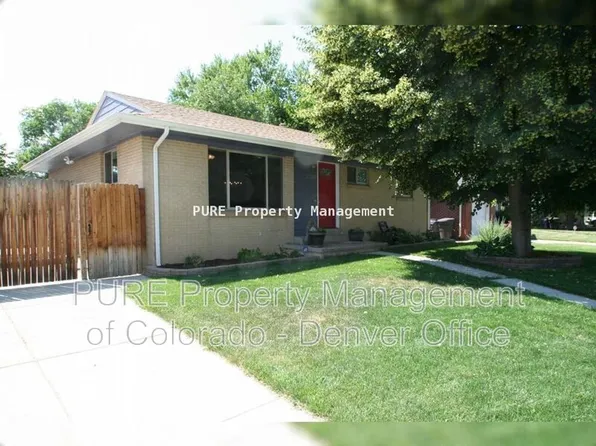 2255 S Clermont St, Denver, CO 80222
