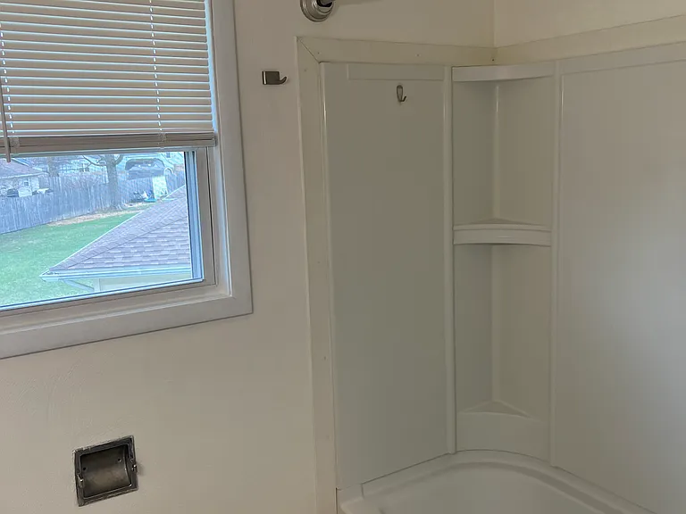 Curved Shower Rod
