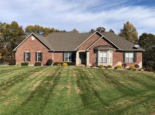 17 Country Ridge Trl, Hawk Point, MO 63349