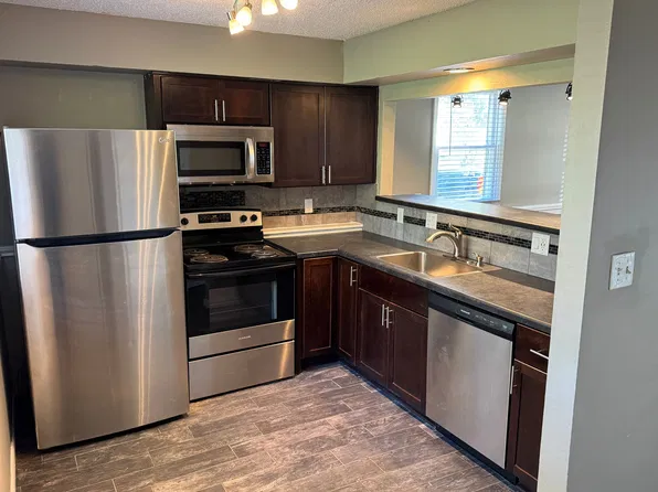 620-622 E Rose Ave, Des Moines, IA 50315