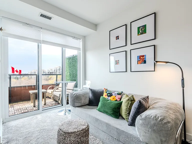 20 Shore Breeze Dr #515 — Photo 4
