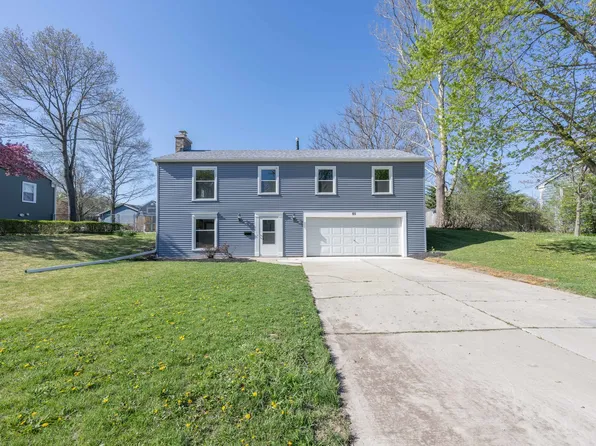 85 Circle Dr W, Montgomery, IL 60538