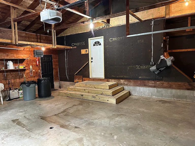 Attached 2 stall garage.